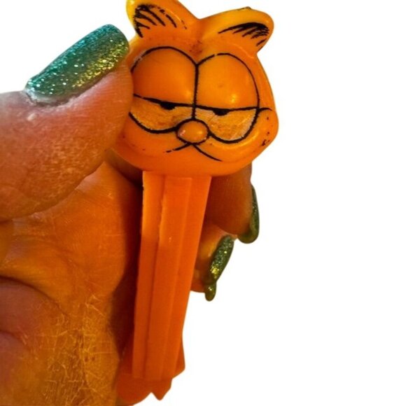 Vintage Orange Garfield PEZ Dispenser Collectible Candy Toy - Picture 8 of 8